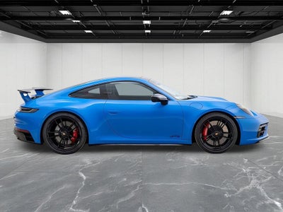 2022 Porsche 911 Carrera 4 GTS