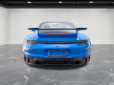 2022 Porsche 911 Carrera 4 GTS