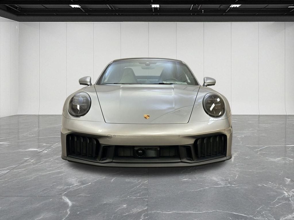 2025 Porsche 911 Carrera GTS
