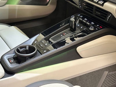 2025 Porsche 911 Carrera GTS