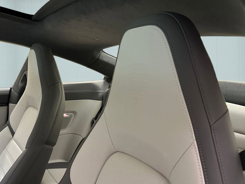 2025 Porsche 911 Carrera GTS