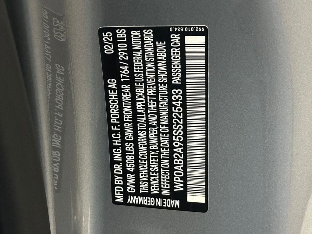 2025 Porsche 911 Carrera GTS