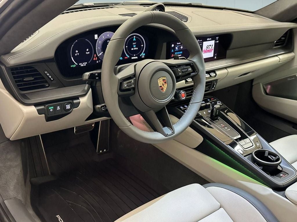 2025 Porsche 911 Carrera GTS