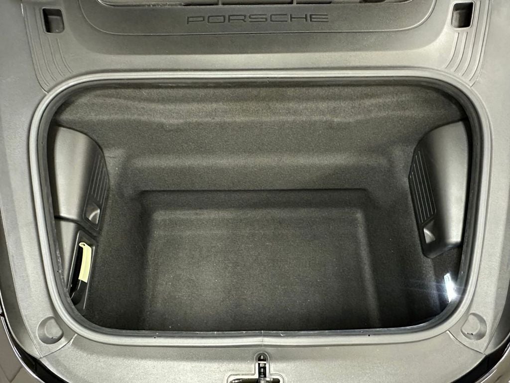 2019 Porsche 911 Carrera GTS