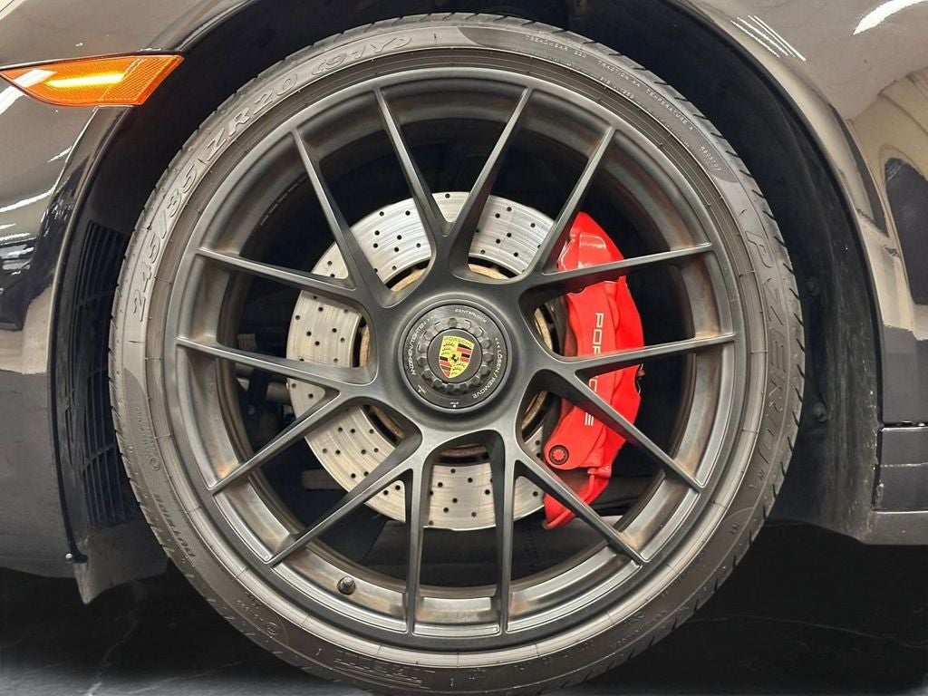 2019 Porsche 911 Carrera GTS