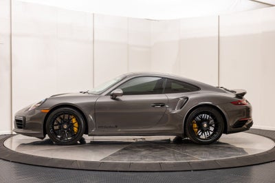 2019 Porsche 911 Turbo S