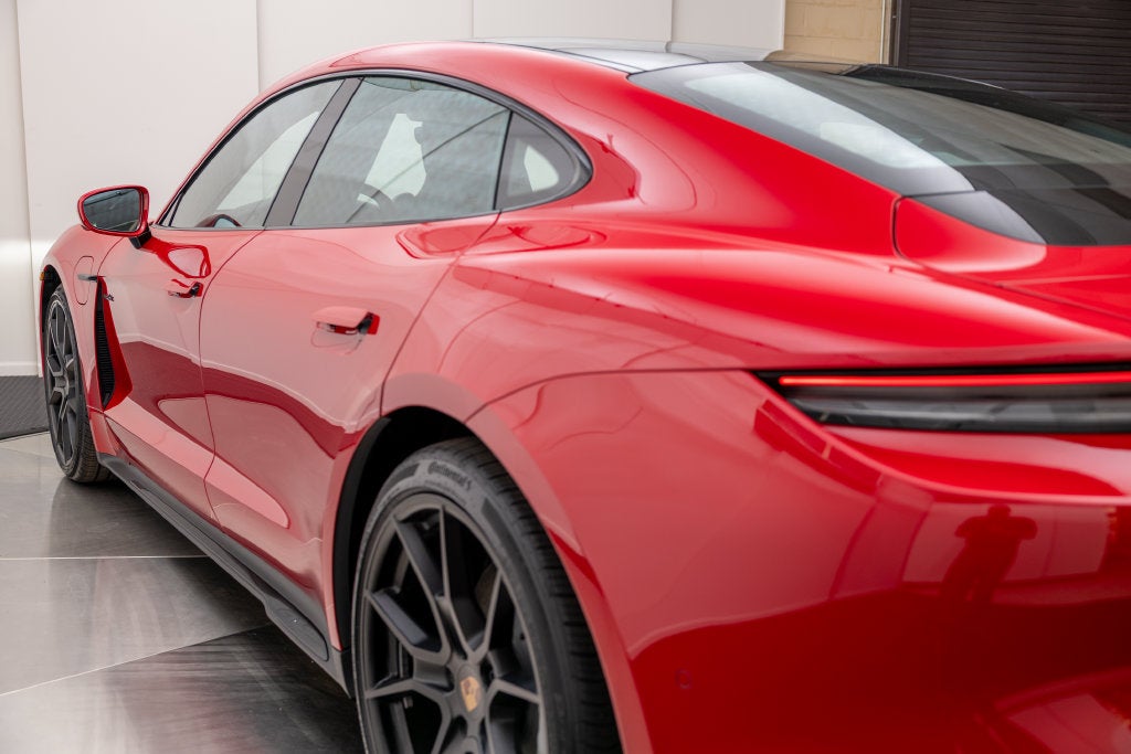2025 Porsche Taycan GTS