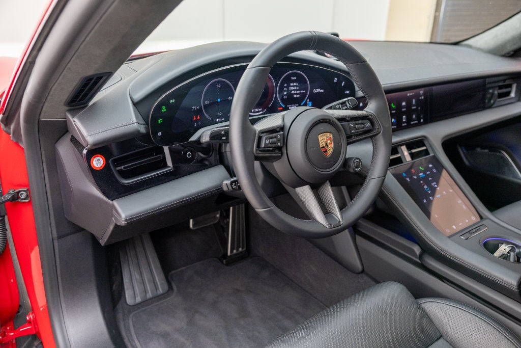 2025 Porsche Taycan GTS