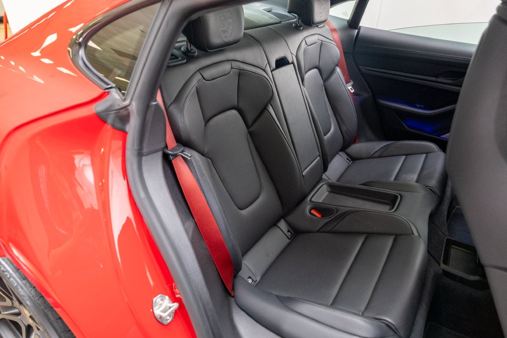 2025 Porsche Taycan GTS