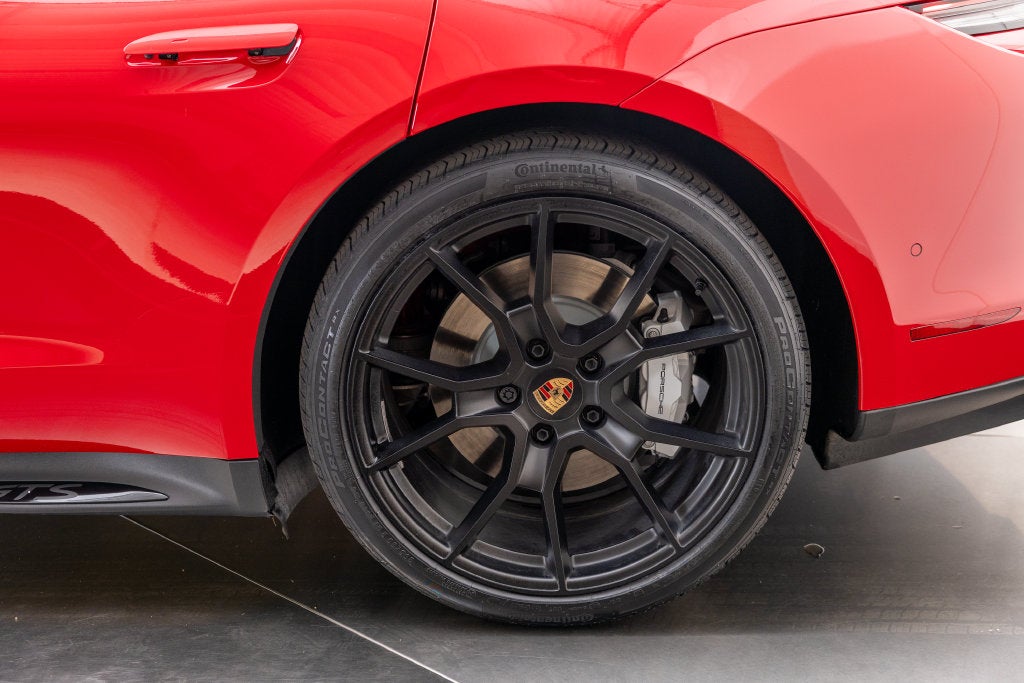 2025 Porsche Taycan GTS