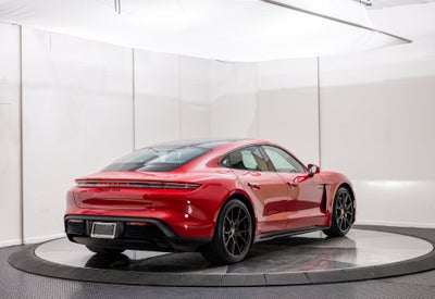 2025 Porsche Taycan GTS