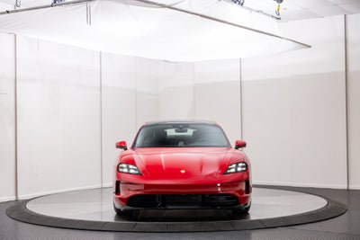 2025 Porsche Taycan GTS