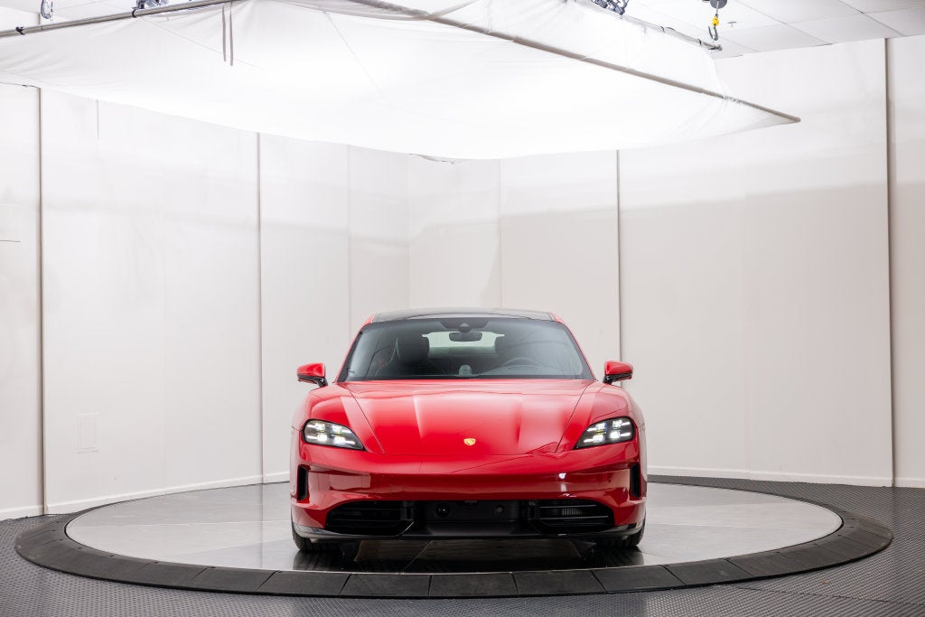 2025 Porsche Taycan GTS