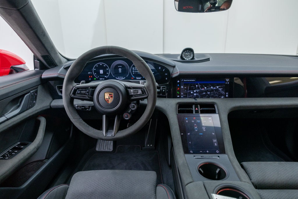 2025 Porsche Taycan GTS