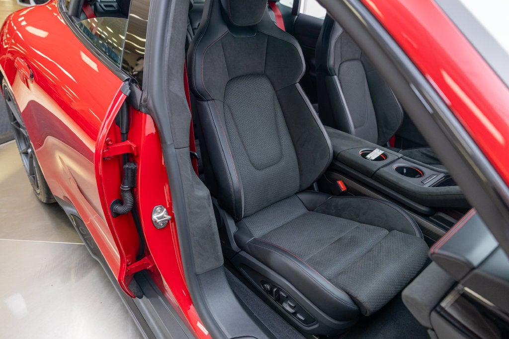 2025 Porsche Taycan GTS