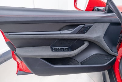 2025 Porsche Taycan GTS