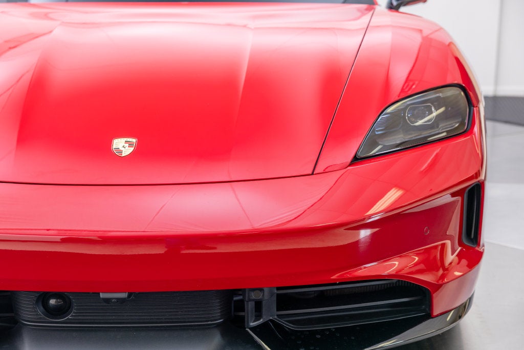 2025 Porsche Taycan GTS