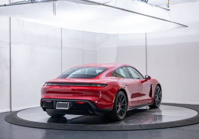 2025 Porsche Taycan GTS