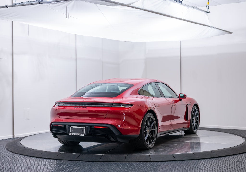 2025 Porsche Taycan GTS