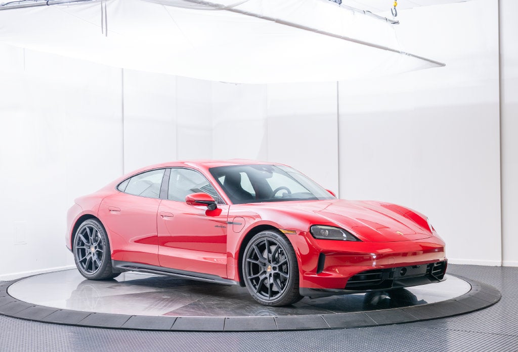 2025 Porsche Taycan GTS