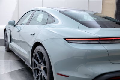 2025 Porsche Taycan GTS