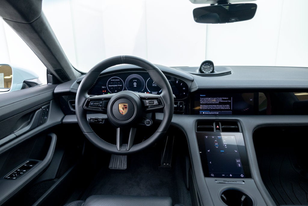 2025 Porsche Taycan GTS