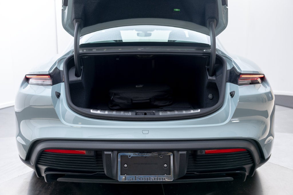 2025 Porsche Taycan GTS