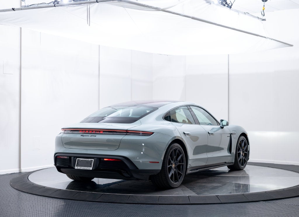 2025 Porsche Taycan GTS