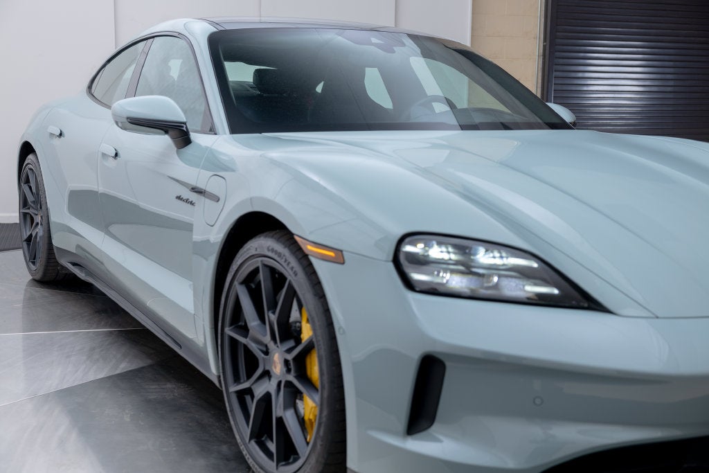 2025 Porsche Taycan GTS