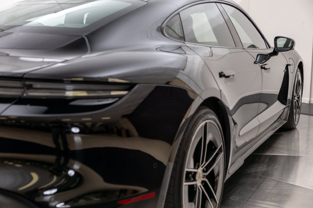 2025 Porsche Taycan GTS