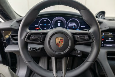2025 Porsche Taycan GTS