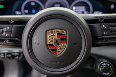 2025 Porsche Taycan GTS