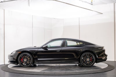 2025 Porsche Taycan GTS