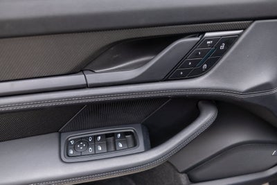 2025 Porsche Taycan GTS