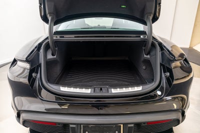 2025 Porsche Taycan GTS