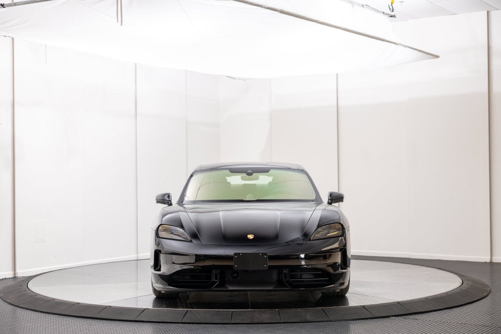 2025 Porsche Taycan GTS