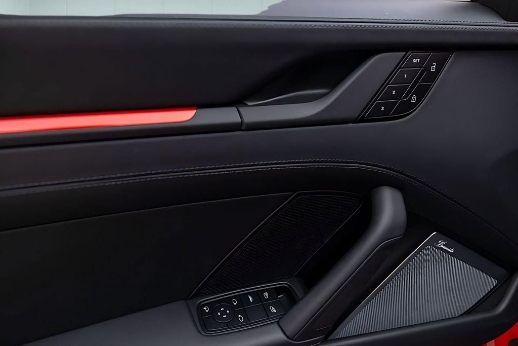 2025 Porsche 911 Carrera T