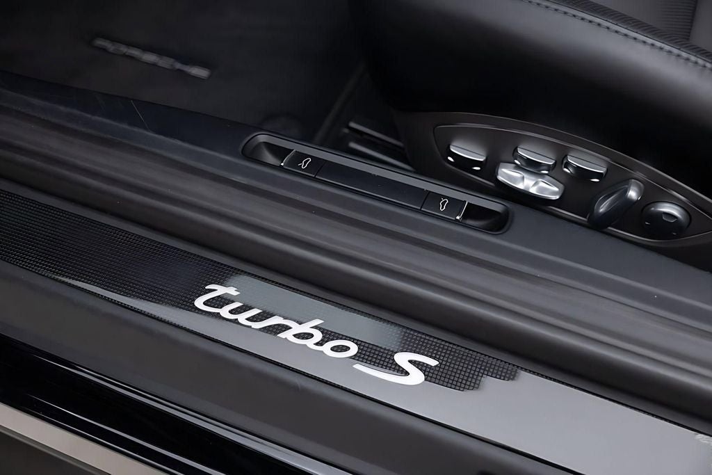 2016 Porsche 911 Turbo S