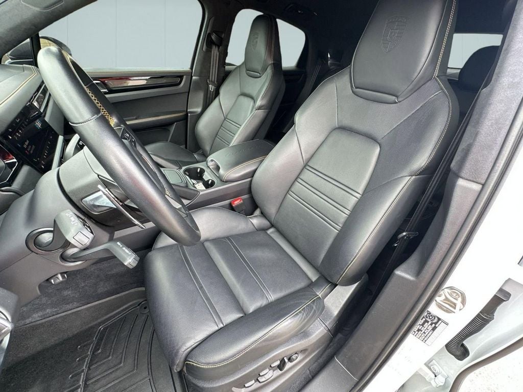 2023 Porsche Cayenne Coupe Turbo GT