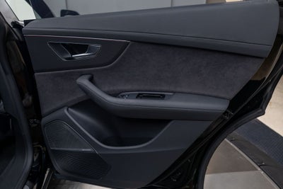2025 Audi RS Q8 performance 4.0T quattro