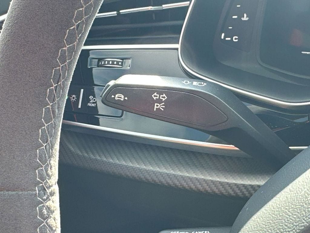 2023 Audi RS Q8 4.0T quattro