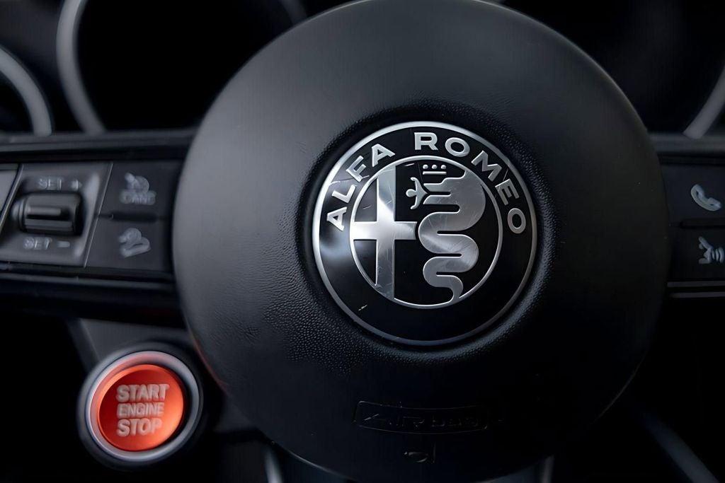 2020 Alfa Romeo Stelvio Base