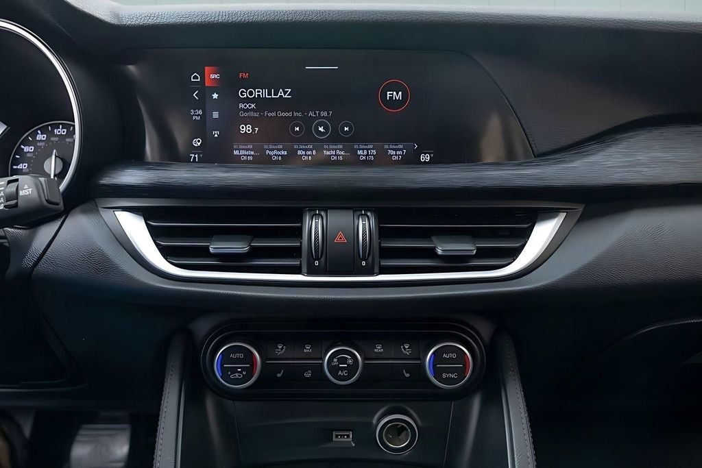 2020 Alfa Romeo Stelvio Base