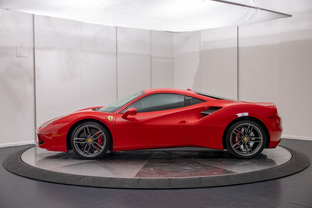 2016 Ferrari 488 GTB Base