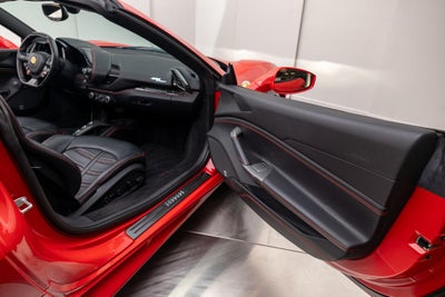 2019 Ferrari 488 Spider Base