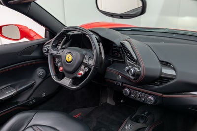 2019 Ferrari 488 Spider Base