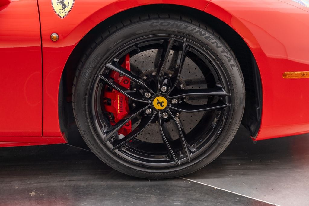 2019 Ferrari 488 Spider Base