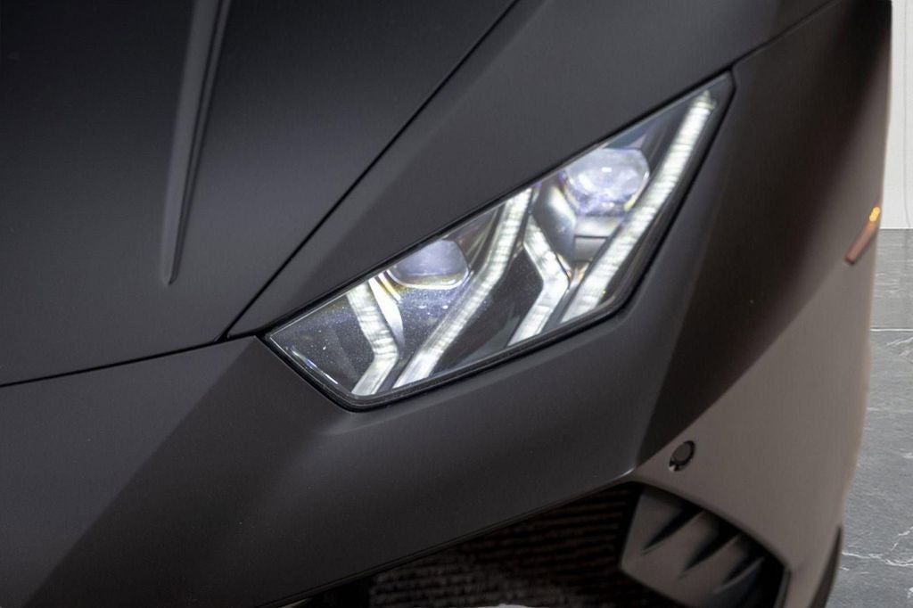 2020 Lamborghini Huracan EVO Base