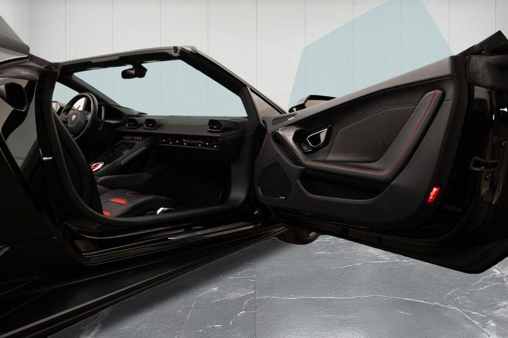 2020 Lamborghini Huracan EVO Base