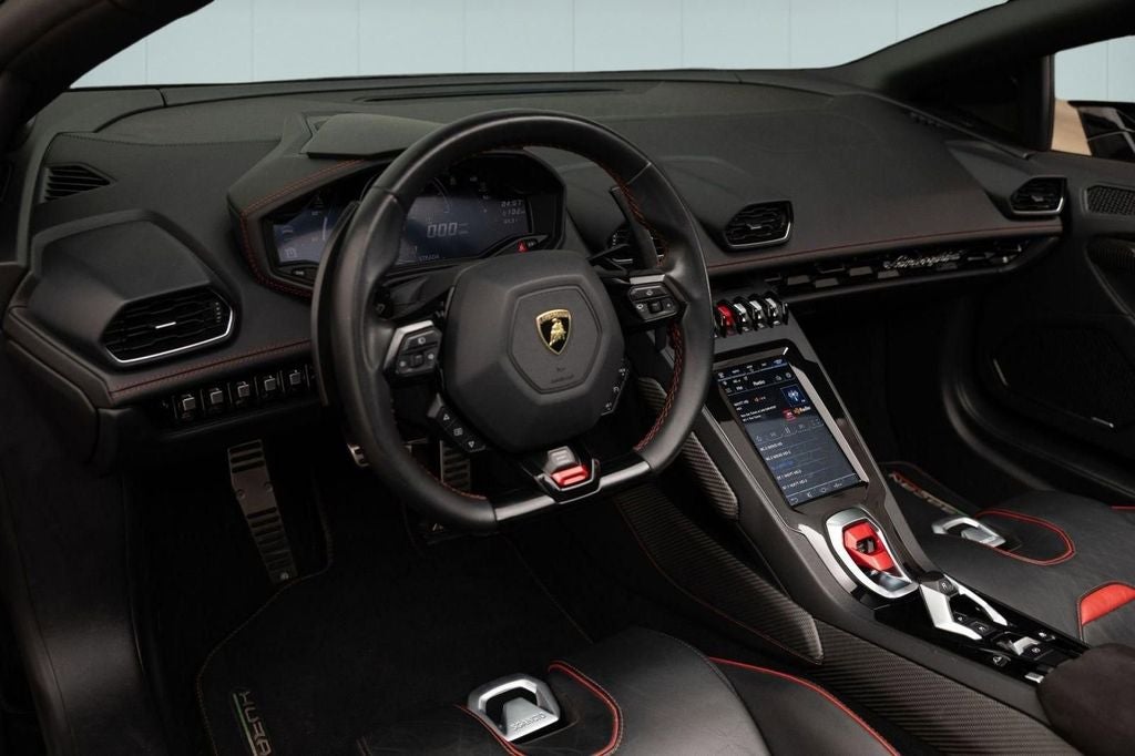 2020 Lamborghini Huracan EVO Base